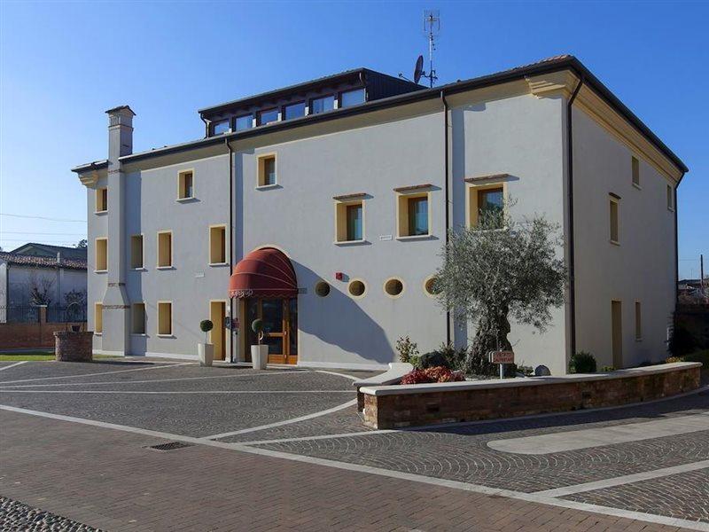 Albergo Antica Corte Marchesini Campagna Lupia Exteriör bild