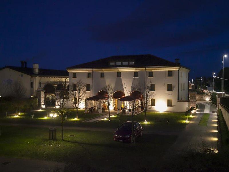 Albergo Antica Corte Marchesini Campagna Lupia Exteriör bild