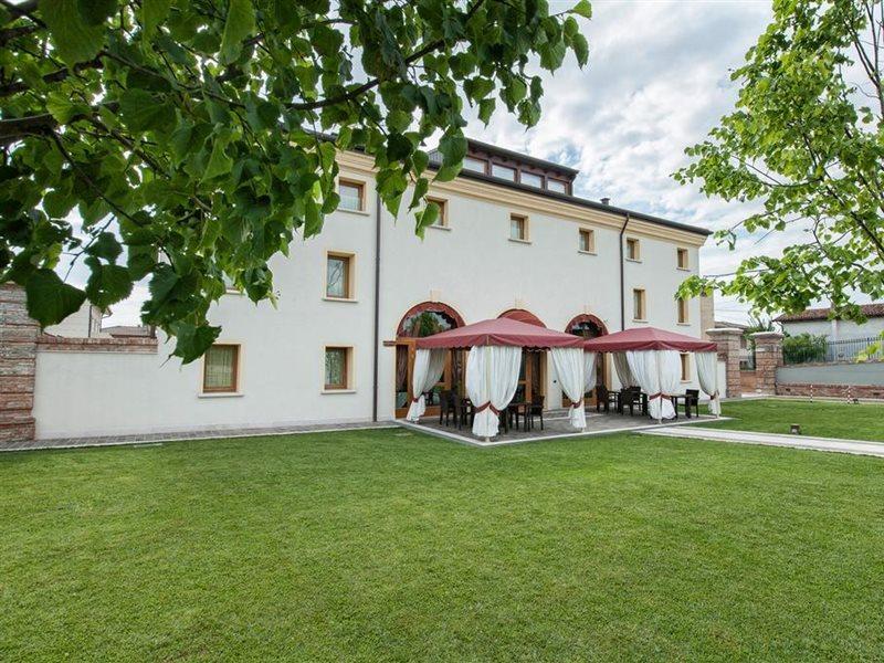 Albergo Antica Corte Marchesini Campagna Lupia Exteriör bild