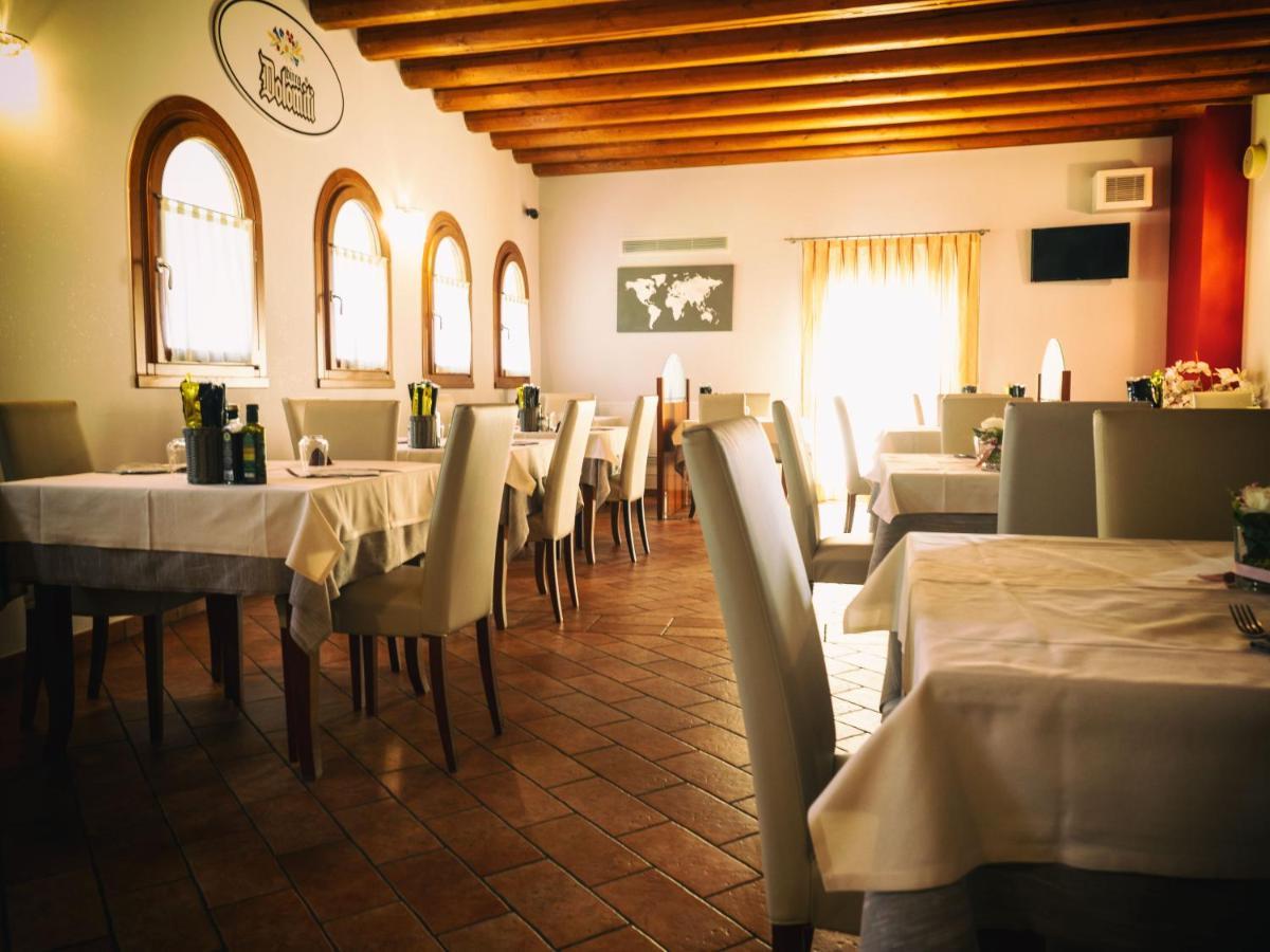 Albergo Antica Corte Marchesini Campagna Lupia Exteriör bild