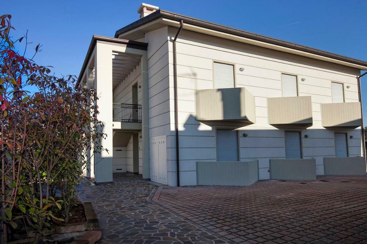 Albergo Antica Corte Marchesini Campagna Lupia Exteriör bild