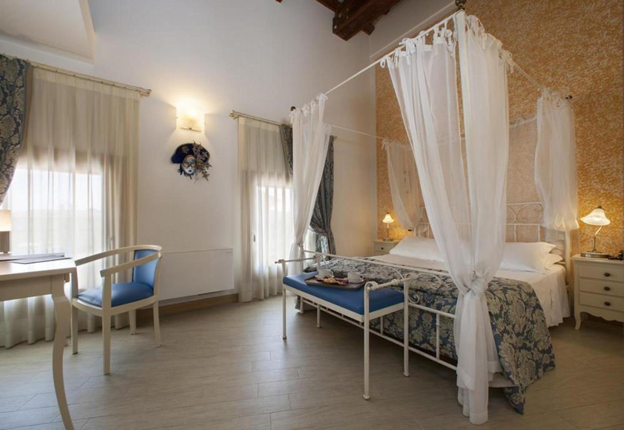 Albergo Antica Corte Marchesini Campagna Lupia Exteriör bild
